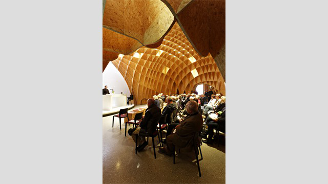 _J1A5220Autobahnkirche_F